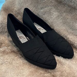 Joan & David Black Women's woven wedge